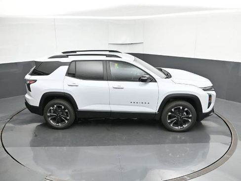 New 2026 Chevrolet Equinox RS w/ Convenience Package III image 22