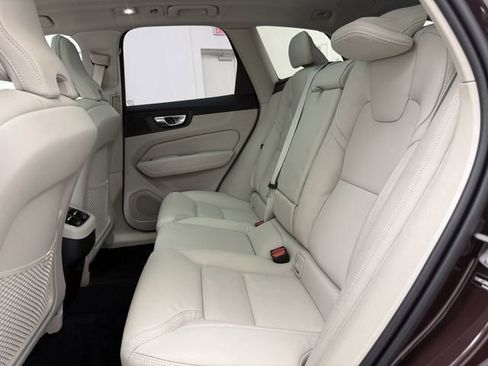 New 2026 Volvo XC60 B5 Ultra w/ Protection Package Premier AWD/4WD image 26