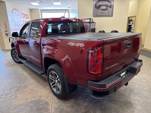 Used 2021 Chevrolet Colorado W/T w/ Custom Special Edition AWD/4WD image 8