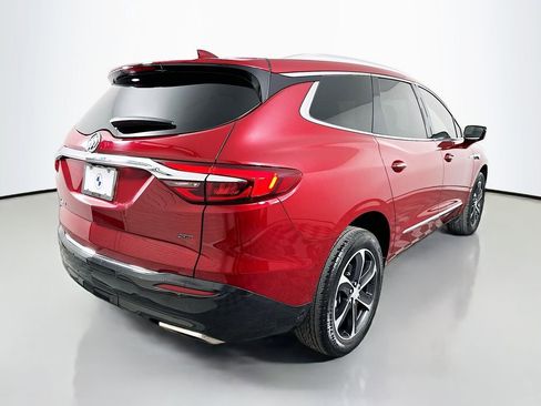 Used 2021 Buick Enclave Essence w/ Sport Touring Edition image 5