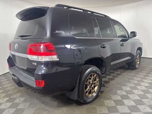 Used 2020 Toyota Land Cruiser Heritage Edition image 3
