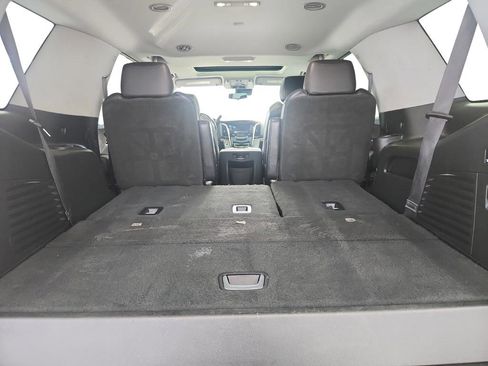Used 2019 Cadillac Escalade Luxury image 31