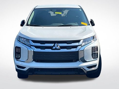 Used 2021 Mitsubishi Outlander Sport SE AWD/4WD image 3