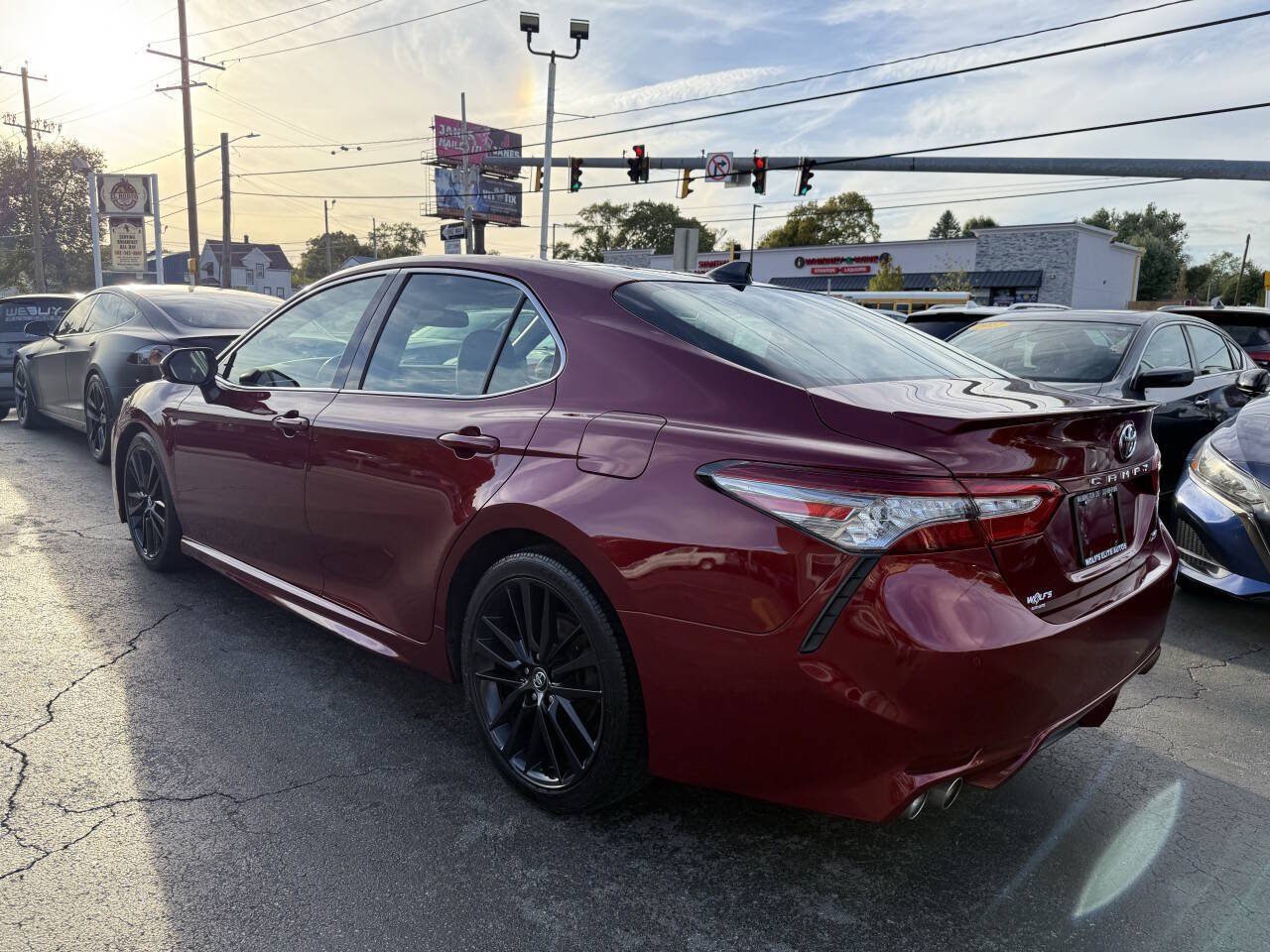 Used 2018 Toyota Camry XSE FWD image 6