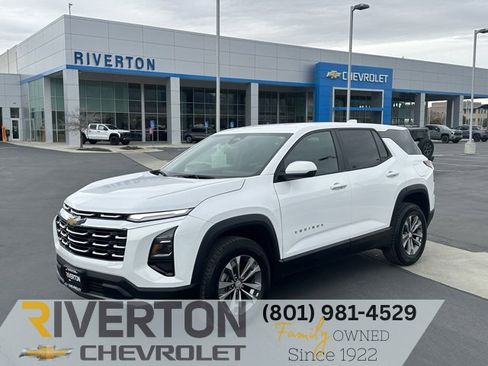 Certified 2025 Chevrolet Equinox LT image 1