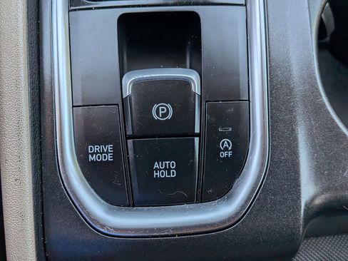 Used 2020 Hyundai Santa Fe SEL image 22