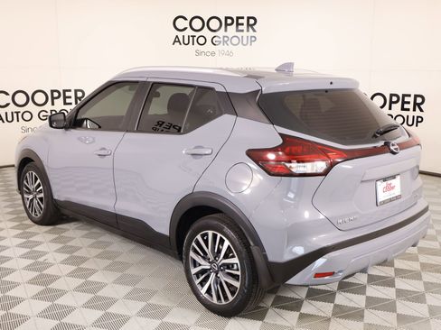 Used 2022 Nissan Kicks SV image 21