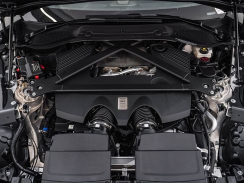 Used 2024 Aston Martin DB12 Convertible RWD image 36