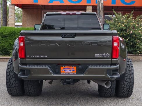 Used 2022 Chevrolet Silverado 3500 High Country w/ Safety Package II AWD/4WD image 7