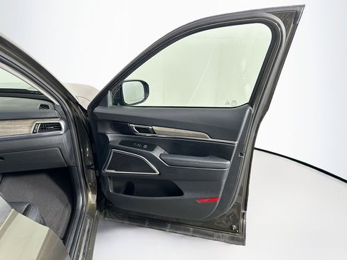 Used 2022 Kia Telluride SX w/ Towing Package image 36