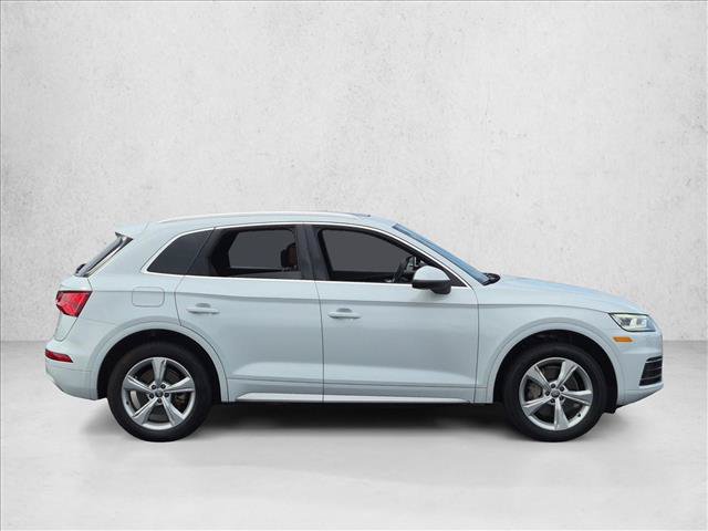 Used 2020 Audi Q5 2.0T Premium Plus w/ Premium Plus Package AWD/4WD image 4