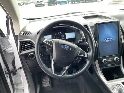 Used 2024 Ford Edge SEL w/ Convenience Package AWD/4WD image 13