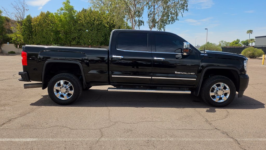 Used 2015 GMC Sierra 3500 Denali w/ Duramax Plus Package AWD/4WD image 12