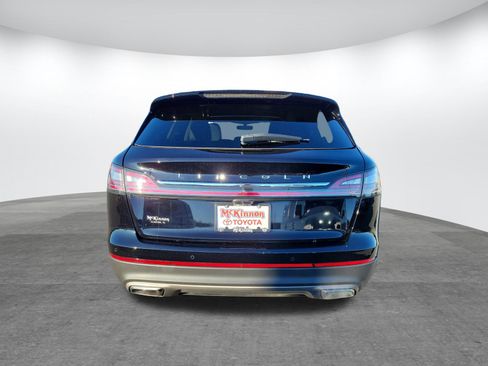 Used 2023 Lincoln Nautilus AWD w/ Premium Package image 6