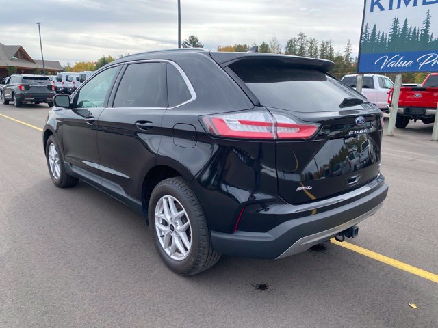 Used 2024 Ford Edge SEL w/ Convenience Package AWD/4WD image 3