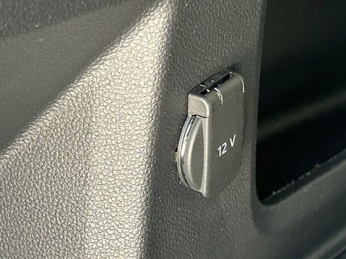 Used 2023 Volkswagen Atlas SE FWD image 38