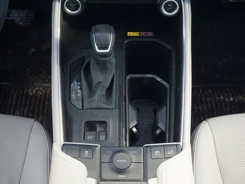 Used 2024 Toyota Grand Highlander Limited image 30