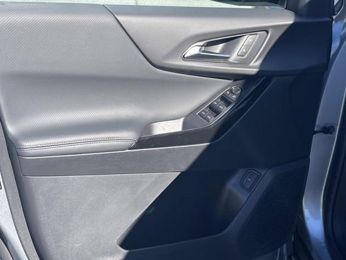 New 2026 Chevrolet Equinox LT w/ Convenience Package II FWD image 15