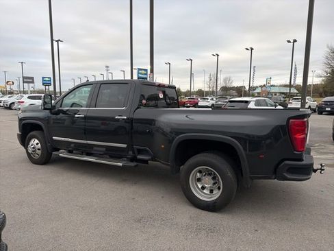 Used 2024 Chevrolet Silverado 3500 High Country w/ High Country Premium Package image 7