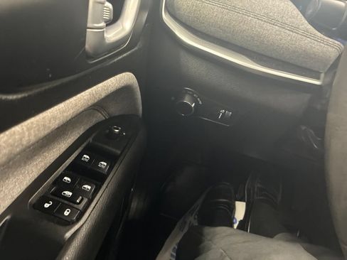 Used 2024 Jeep Compass Sport AWD/4WD image 29