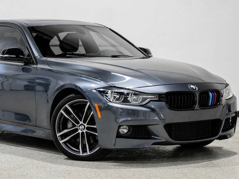 Used 2018 BMW 340i Sedan image 11