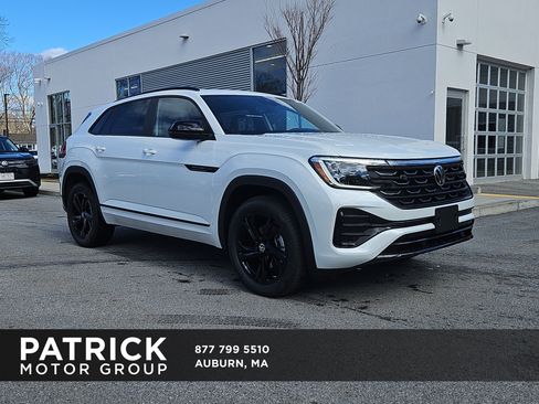 New 2026 Volkswagen Atlas Cross Sport SEL R-Line AWD/4WD image 1