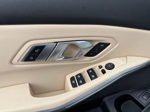 Used 2022 BMW 330i xDrive Sedan image 13