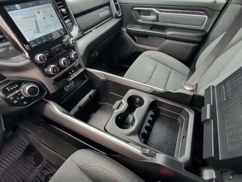 Used 2022 RAM 1500 Big Horn AWD/4WD image 23