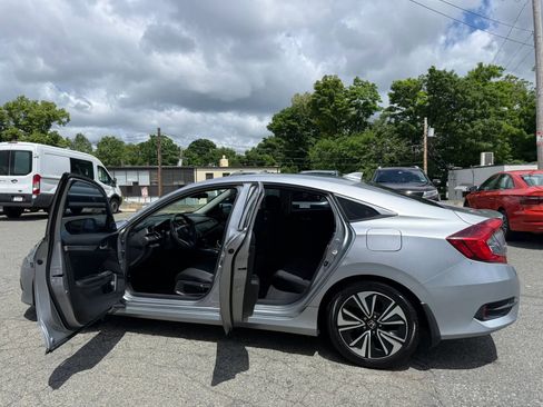 Used 2016 Honda Civic EX-T image 9