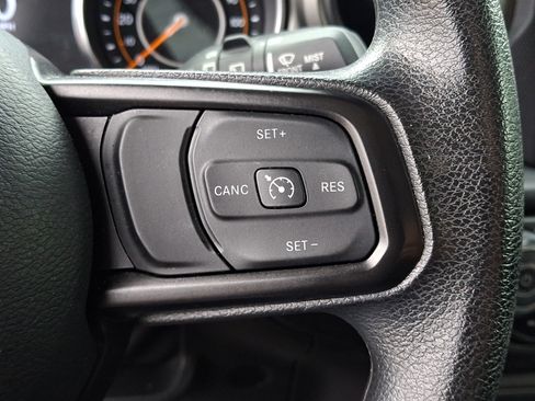 Used 2022 Jeep Wrangler Unlimited Sport AWD/4WD image 16