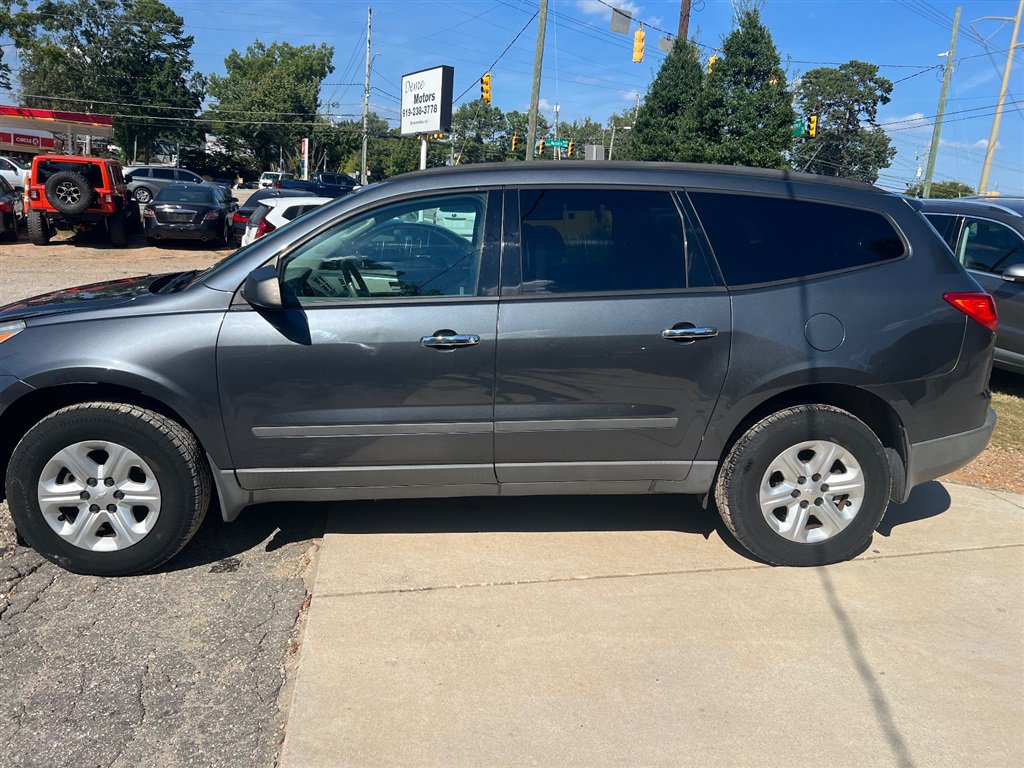 Used 2012 Chevrolet Traverse LS FWD image 19