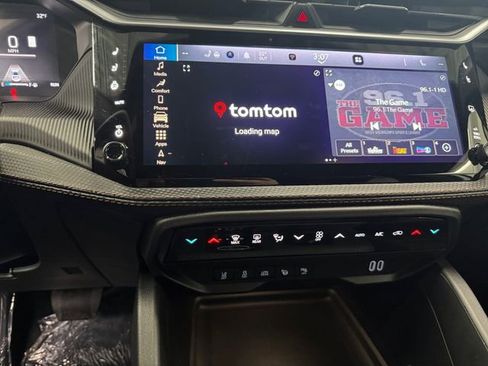 New 2026 Jeep Cherokee Overland image 3