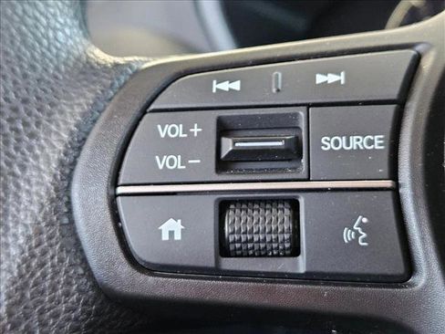 Used 2025 Honda HR-V LX image 12