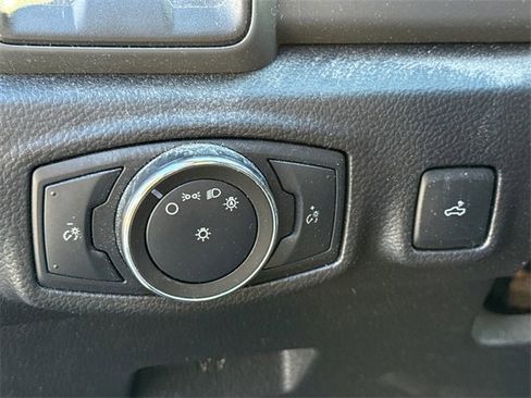 Used 2021 Ford Ranger XL image 19