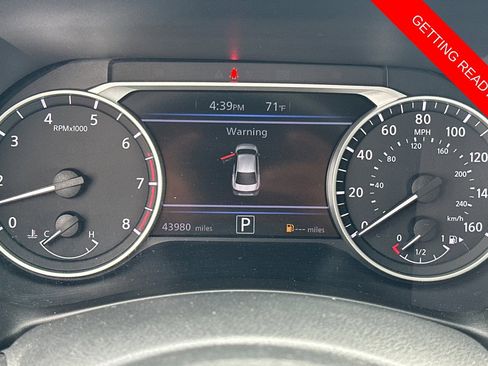 Used 2024 Nissan Sentra SV FWD image 23