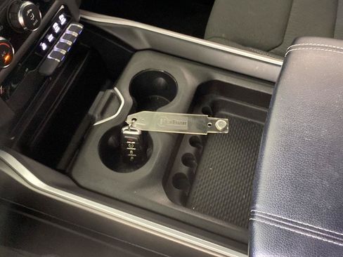 Used 2021 RAM 1500 Big Horn AWD/4WD image 46