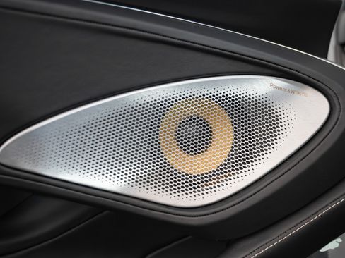 Used 2025 McLaren GTS RWD image 15
