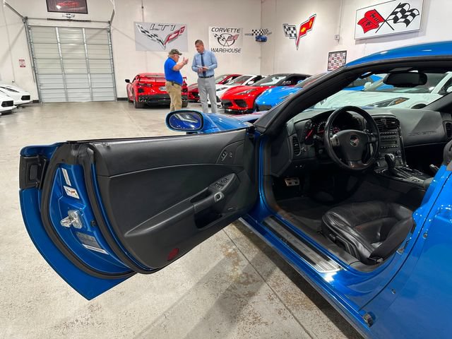 Used 2010 Chevrolet Corvette Coupe w/ Preferred Equipment Group RWD image 13