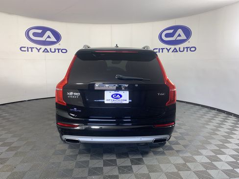 Used 2018 Volvo XC90 T6 Momentum w/ Convenience Package AWD/4WD image 4