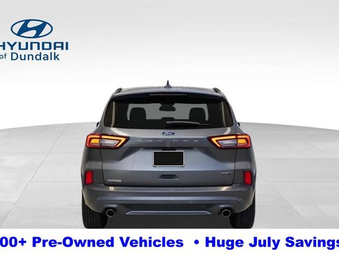 Used 2023 Ford Escape ST-Line Select AWD/4WD image 8