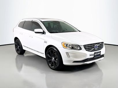 Used 2016 Volvo XC60 T6 w/ Proximity Package