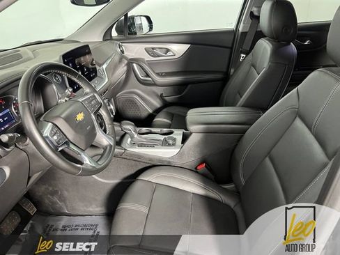 Used 2024 Chevrolet Blazer LT FWD image 7