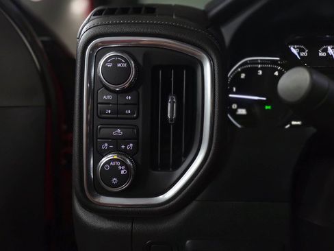 Used 2022 GMC Sierra 3500 SLE image 29