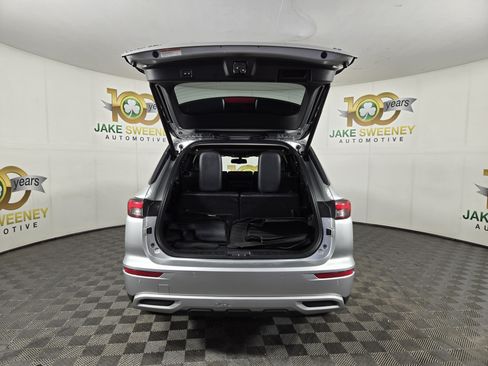 Used 2024 Mitsubishi Outlander FWD image 34