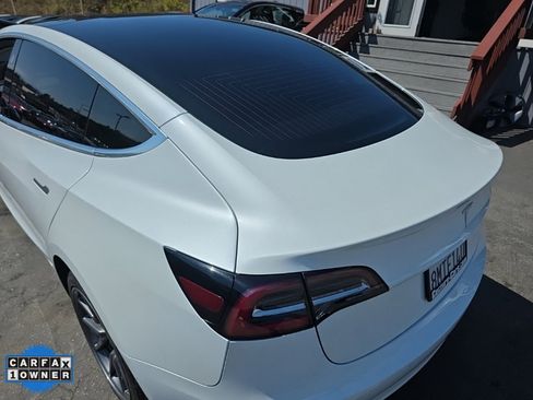 Used 2019 Tesla Model 3 Standard Range Plus image 88