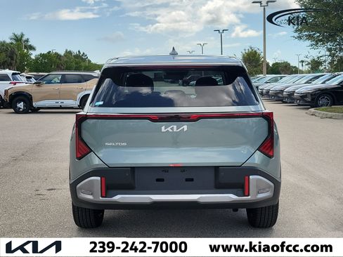 New 2027 Kia Seltos S FWD image 5