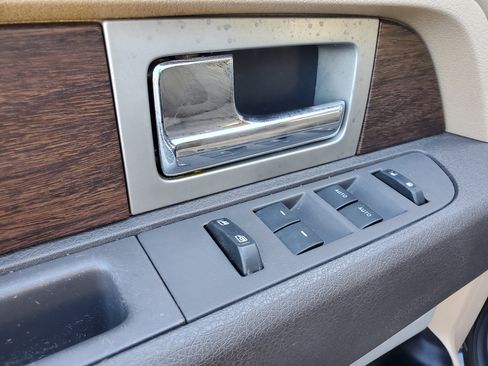 Used 2014 Ford F150 Lariat w/ Equipment Group 501A Mid image 20