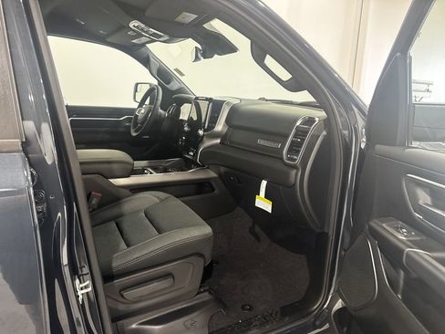 New 2026 RAM 1500 Big Horn AWD/4WD image 22