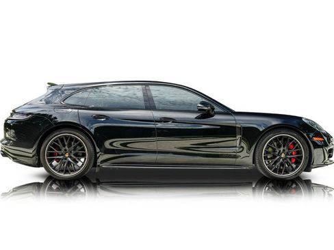 Used 2023 Porsche Panamera GTS AWD/4WD image 2