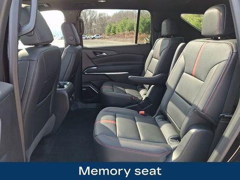 Used 2026 Chevrolet Traverse RS w/ LPO, Floor Liner Package image 12